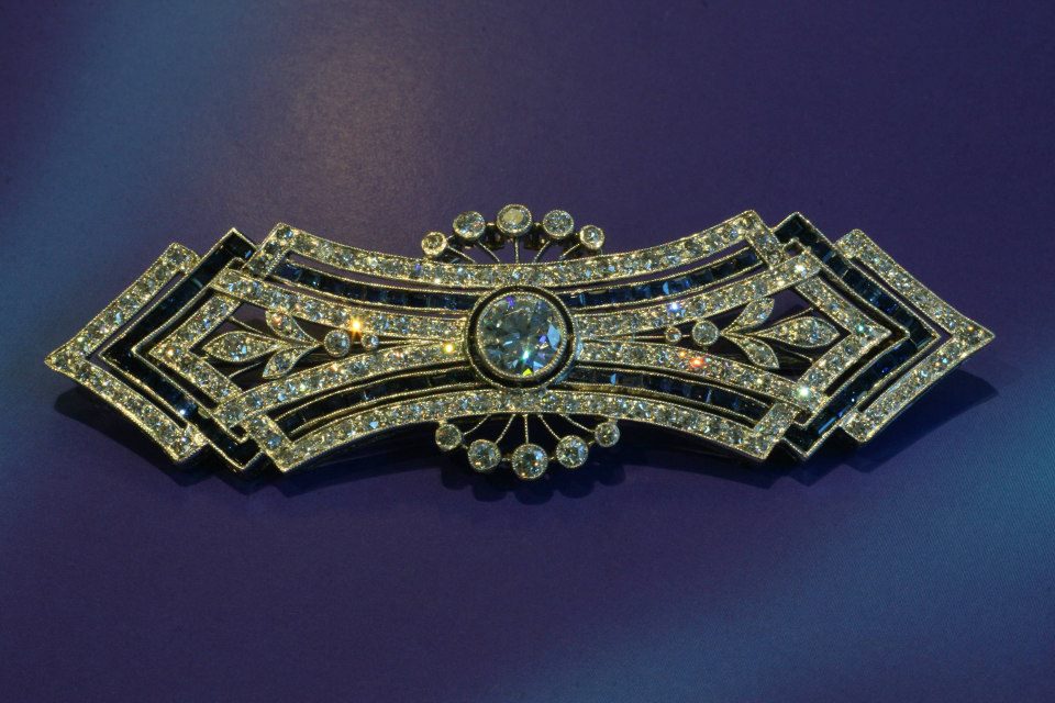 How to Restore Heirloom Jewelry to Suit Your Style