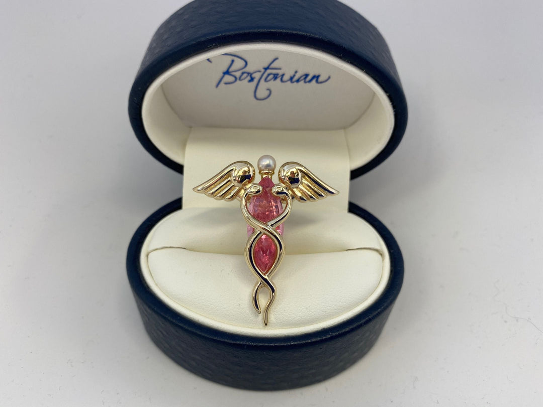 Creating Custom Jewelry as a Gift for Special Occasions