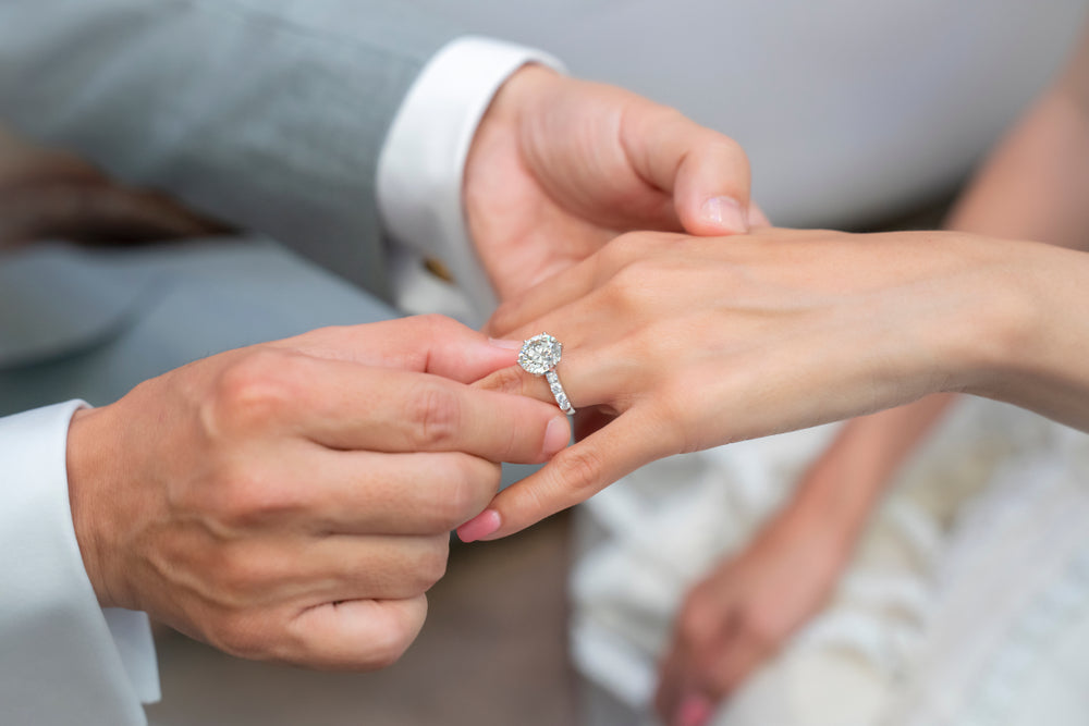 Tips on Buying an Engagement Ring