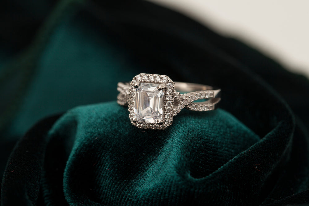 How to Keep the Sparkle in your Engagement Ring