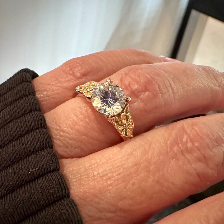 Arwen - Middle Earth Inspired - 14k Peach Gold - Round