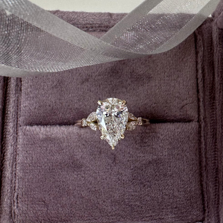 Bostonian Willow Engagement Ring