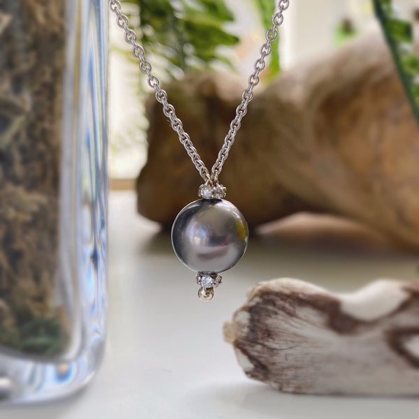 Tahitian Pearl Diamond Necklace